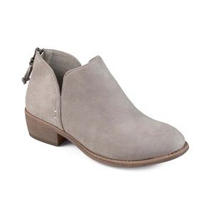 HP! 🎉🌟 New Journee Collection Livvy Bootie NWOB